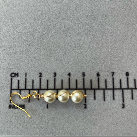 NEW Handmade Pearl Drop Earrings - Picture 5 of 5